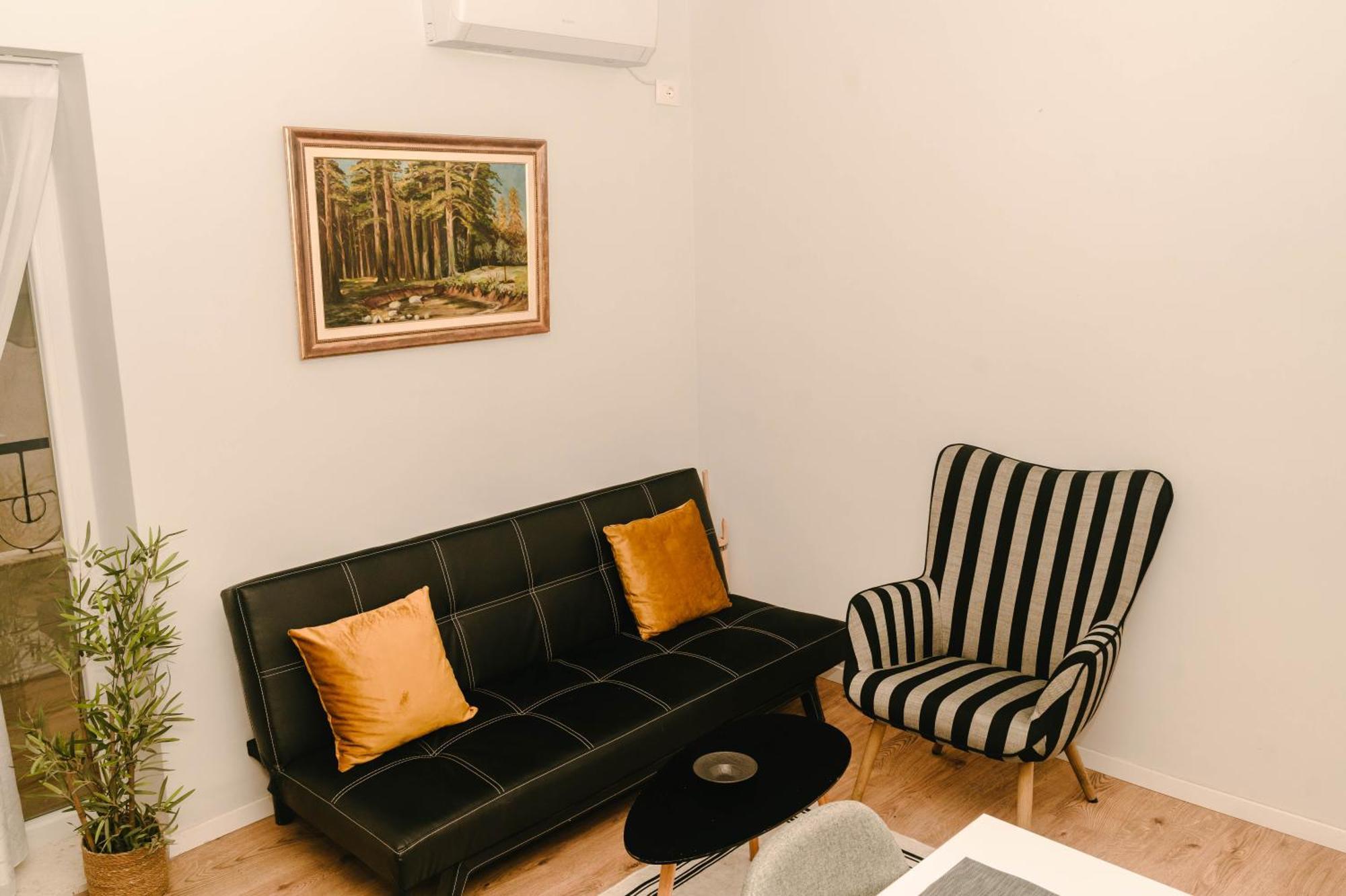 Studio Flat In Heart Of טיראנה מראה חיצוני תמונה